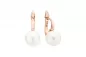 Preview: Eleganter Perlenohrring weiß button 9.5-10 mm, Zirkonia, Engl. Verschluss, Roségold 585 plattiert, Gaura Pearls, Estland Preview: Eleganter Perlenohrring weiß button 9.5-10 mm, Zirkonia, Engl. Verschluss, Roségold 585 plattiert, Gaura Pearls, Estland